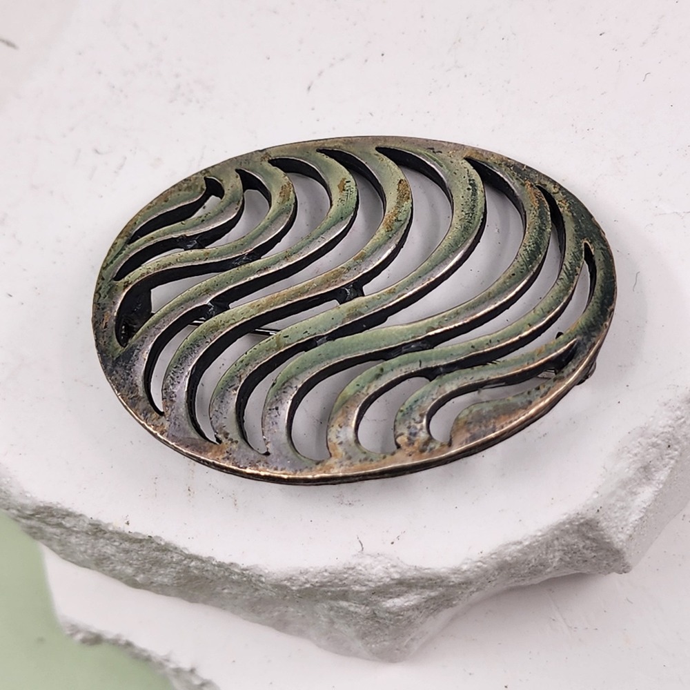 Leru Vintage Silver Tone Abstract Wave Openwork Oval Brooch Pin Signed Modernist